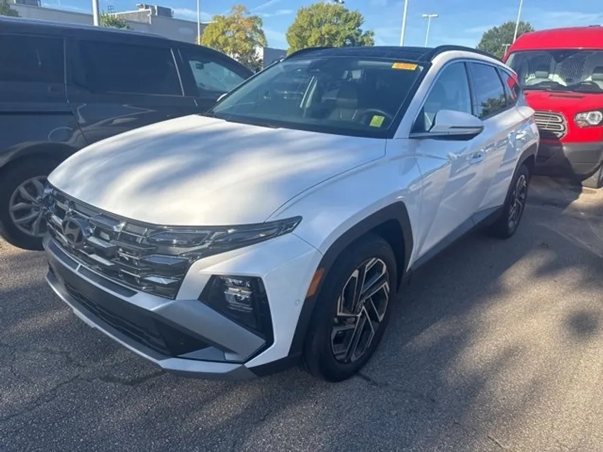 2025 Hyundai Tucson Limited photo 1