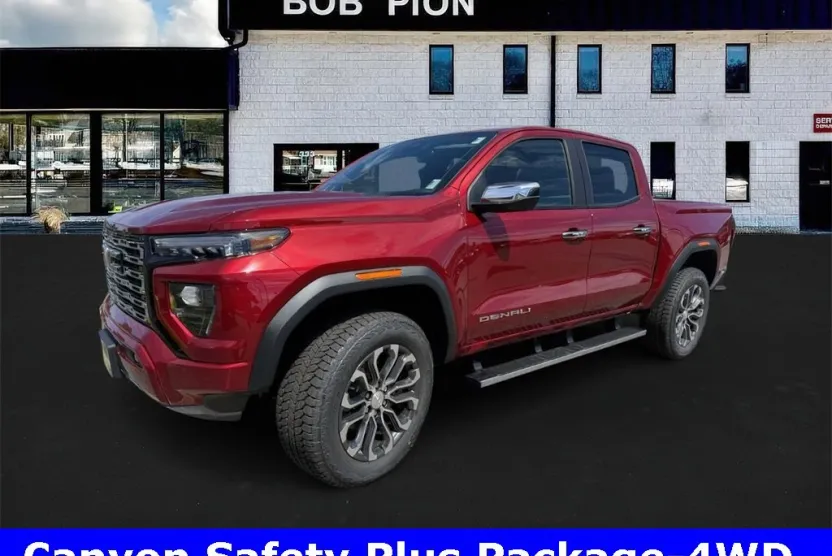 2025 Gmc Canyon Denali photo 1