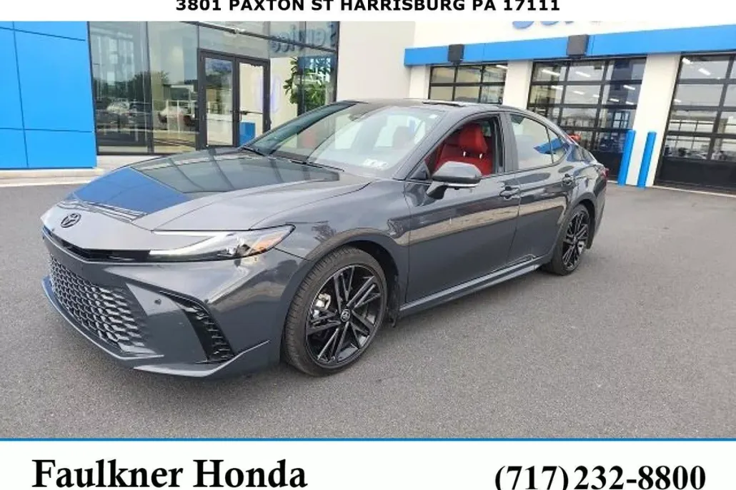2025 Toyota Camry XSE photo 1