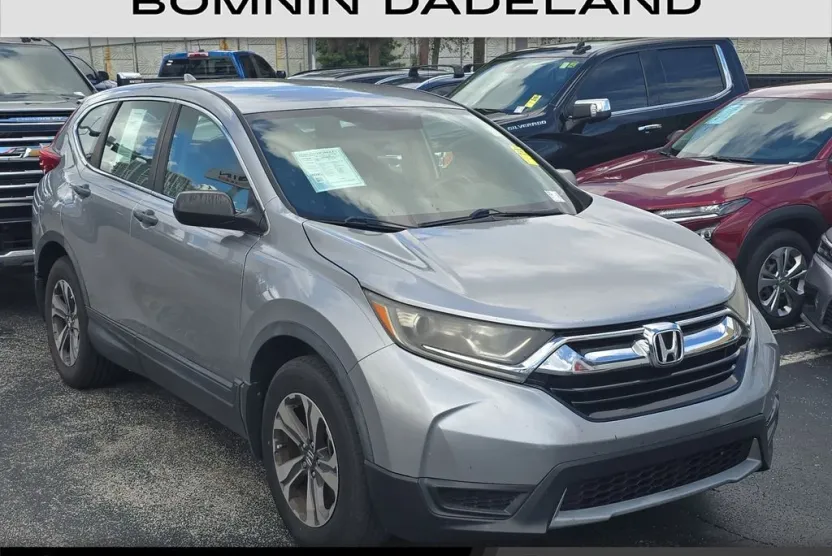 2017 Honda CR-V LX photo 1