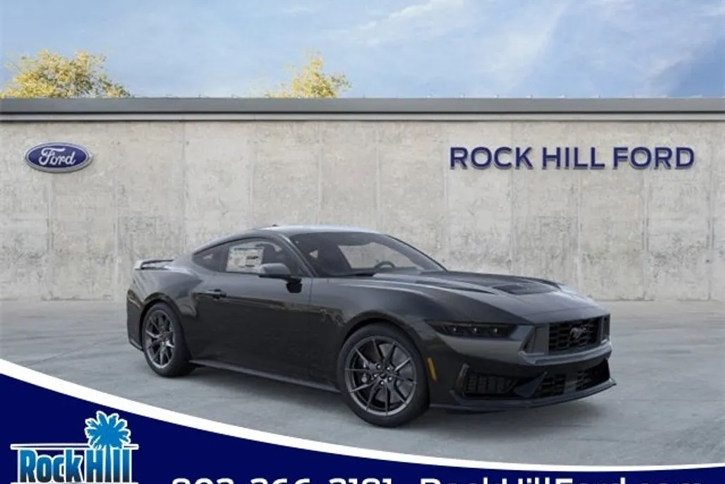 2025 Ford Mustang Dark Horse photo 1