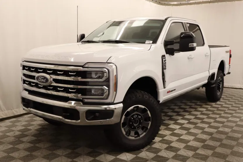 2024 Ford F-250 Lariat photo 1