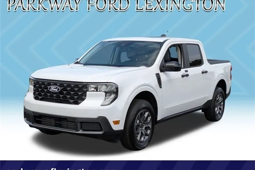 2025 Ford Maverick XLT photo 1