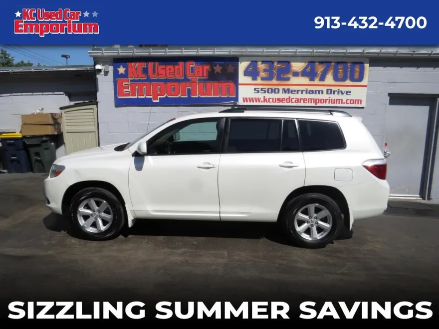 2010 Toyota Highlander Base photo 1