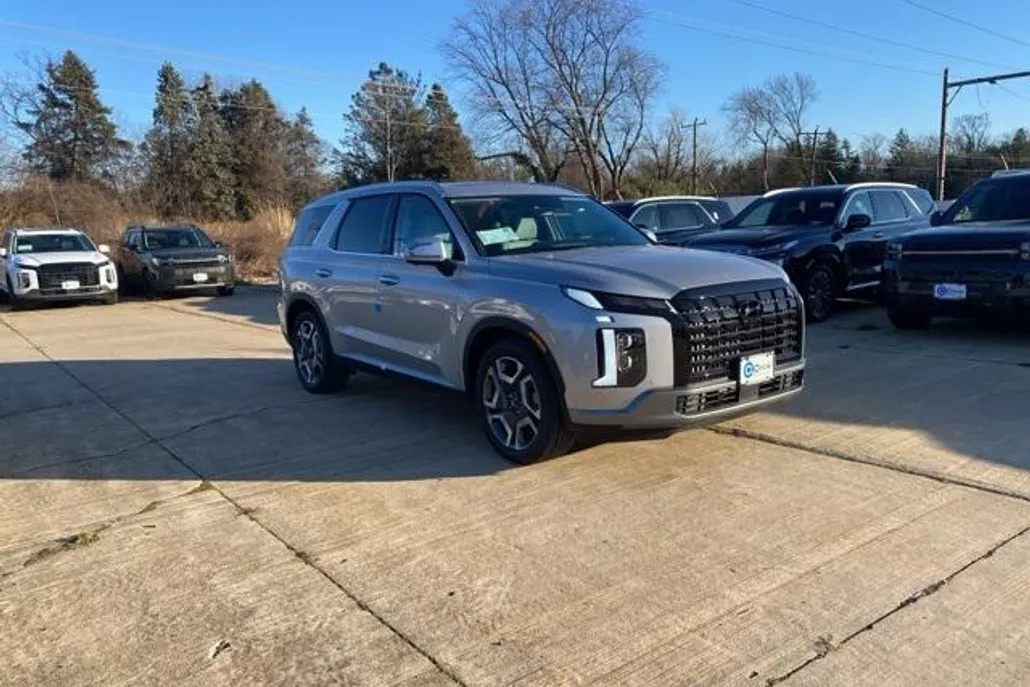 2025 Hyundai Palisade SEL photo 1