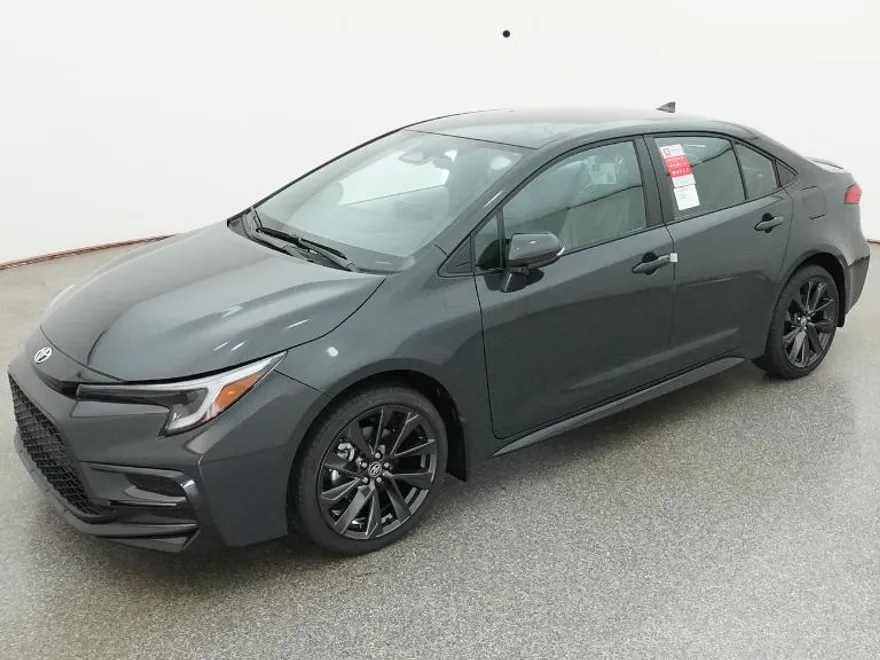 2026 Toyota Corolla SE photo 1