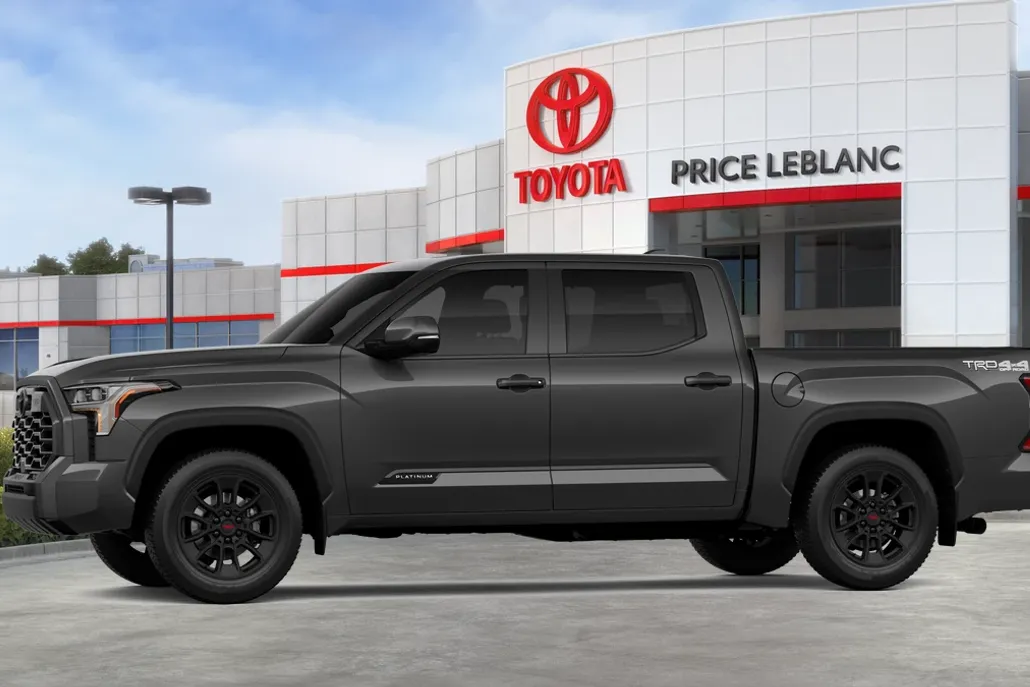 2026 Toyota Tundra Platinum CrewMax photo 1