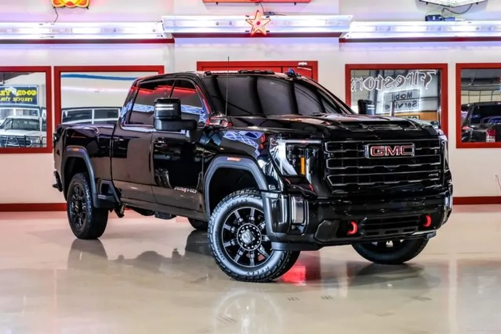 2024 Gmc Sierra HD AT4 photo 1