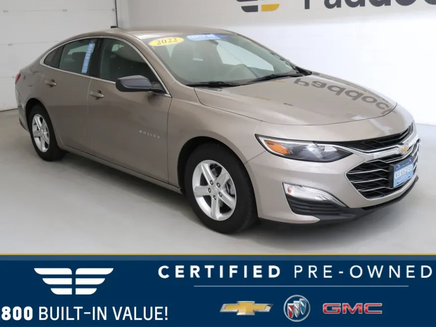 2022 Chevrolet Malibu LS photo 1