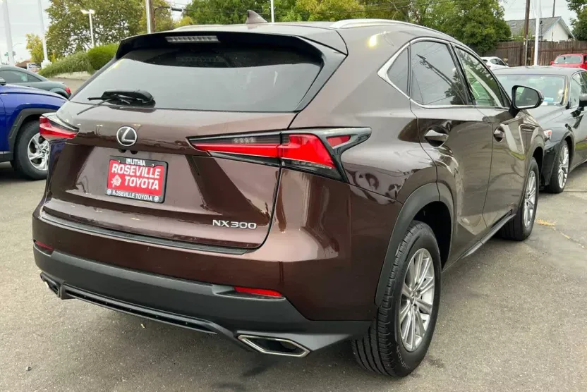 2018 Lexus NX 300 AWD photo 1
