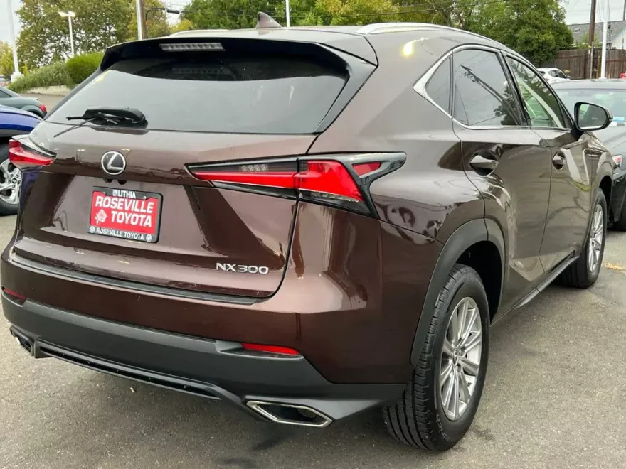 2018 Lexus NX 300 AWD photo 1