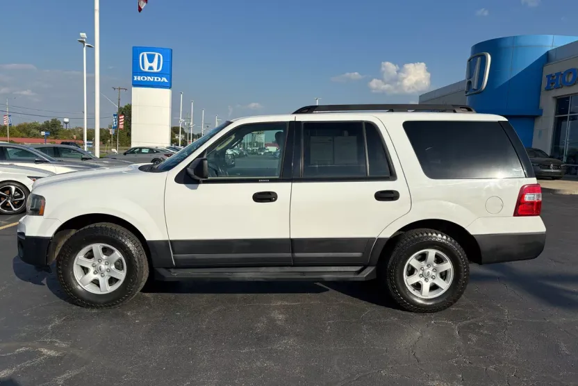 2015 Ford Expedition XL photo 1