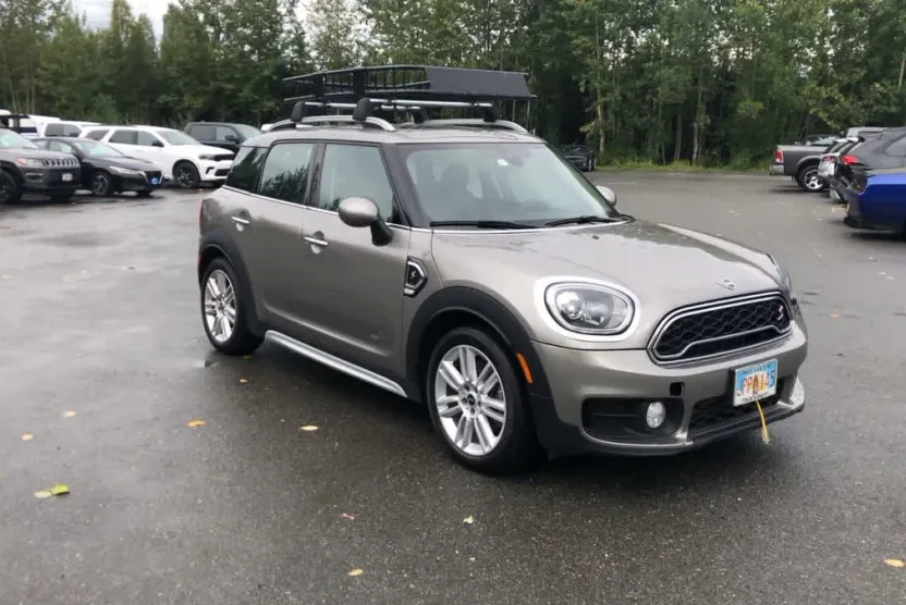 2019 Mini Countryman S ALL4 photo 1