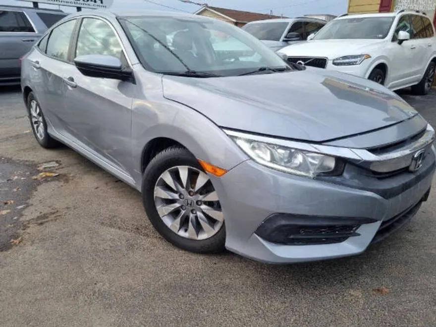 2016 Honda Civic LX photo 1