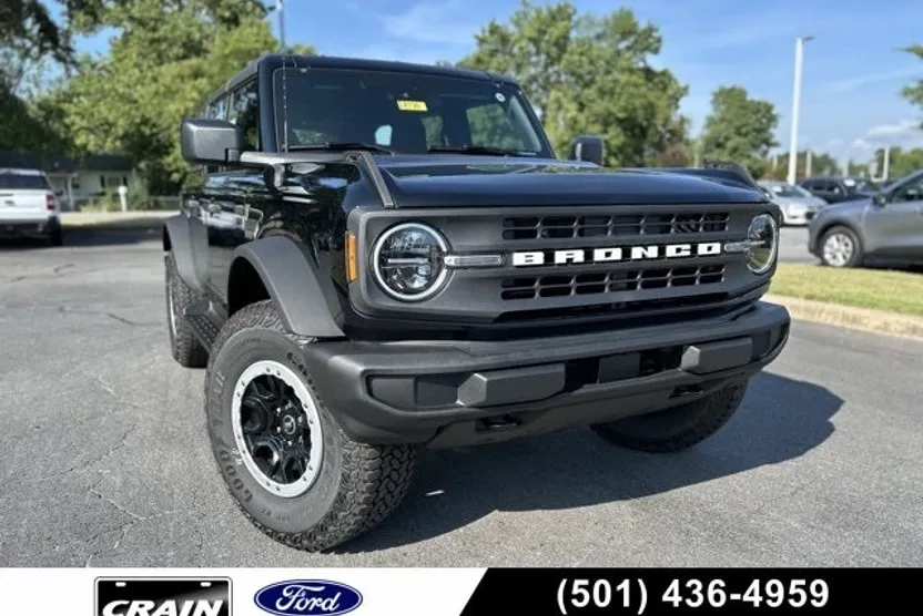 2025 Ford Bronco Base photo 1