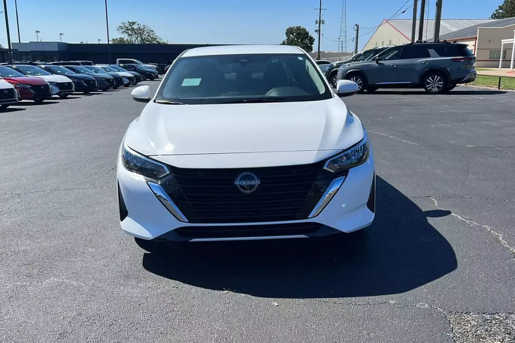 2025 Nissan Sentra S photo 1