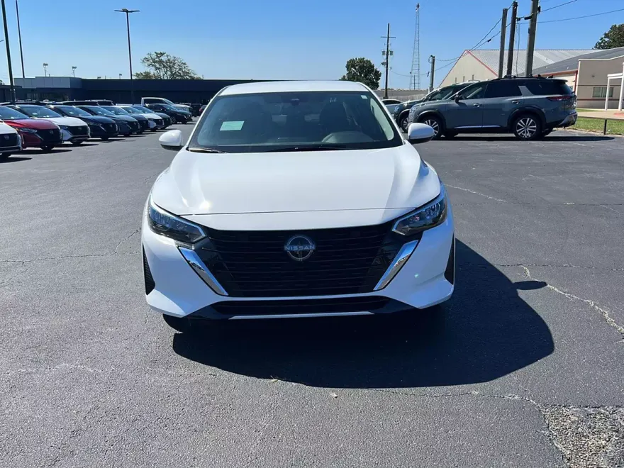 2025 Nissan Sentra S photo 1