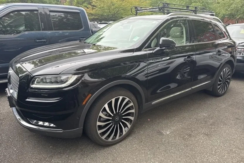 2023 Lincoln Nautilus Black Label photo 1