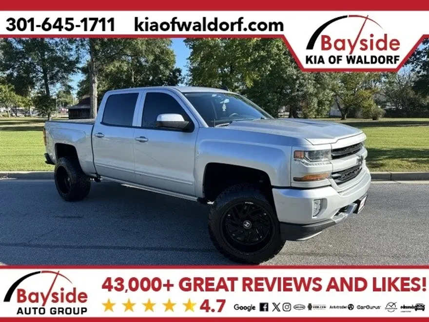 2018 Chevrolet Silverado 1500 LT photo 1