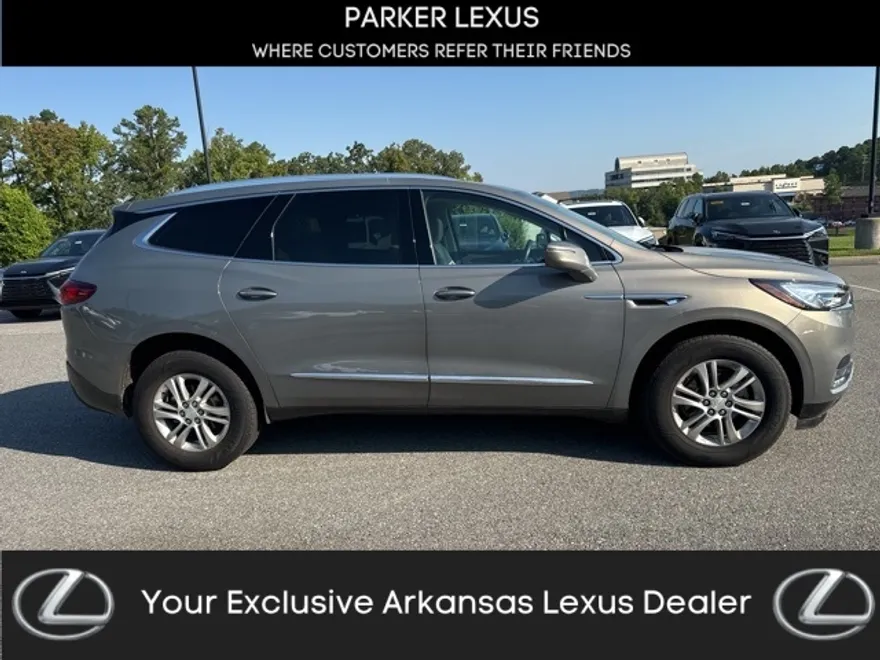 2018 Buick Enclave Essence photo 1