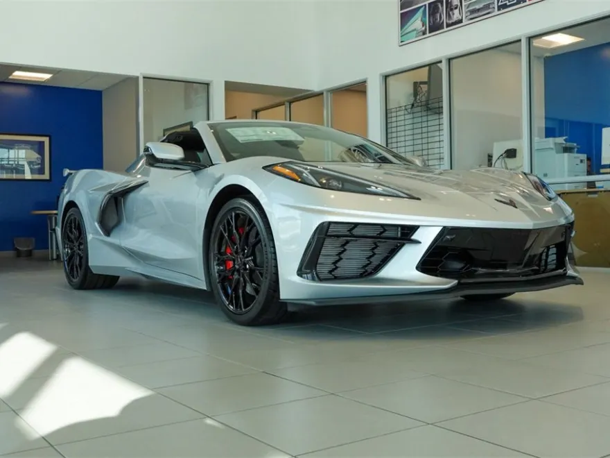 2026 Chevrolet Corvette Stingray 2LT photo 1