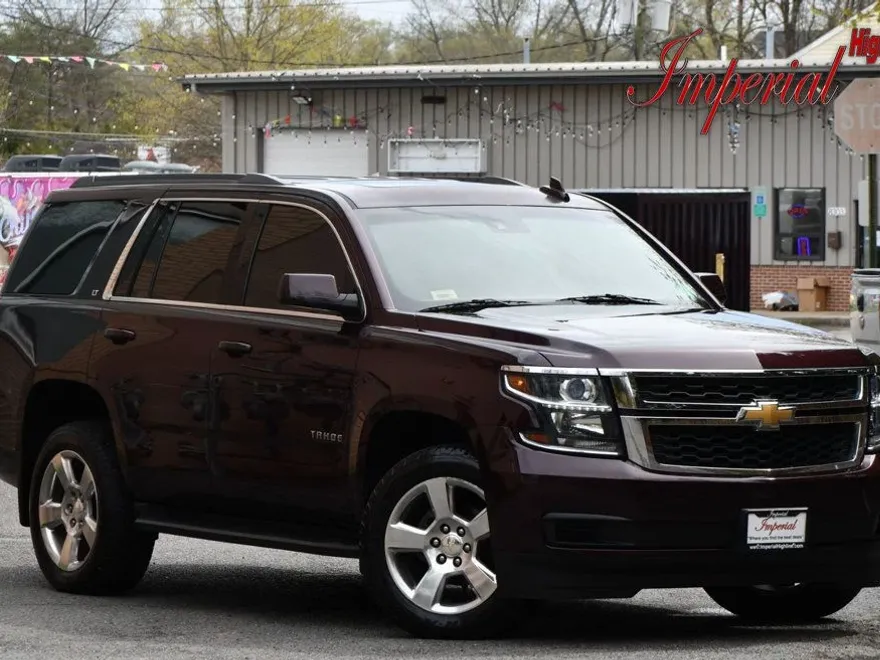 2017 Chevrolet Tahoe LT photo 1