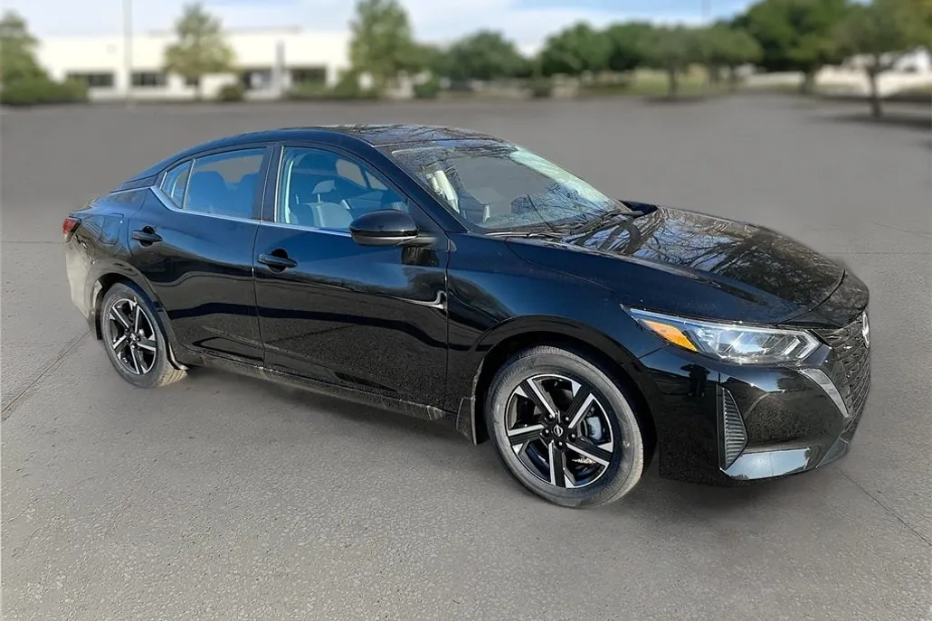 2025 Nissan Sentra SV photo 1