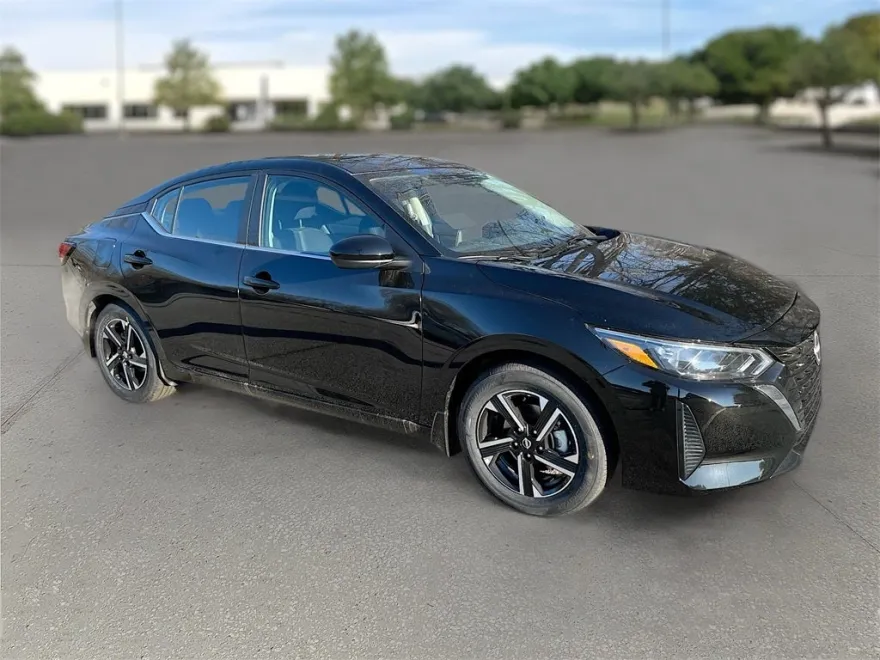 2025 Nissan Sentra SV photo 1