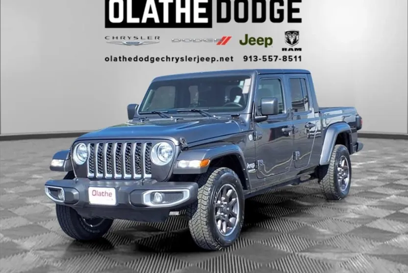 2023 Jeep Gladiator Overland photo 1