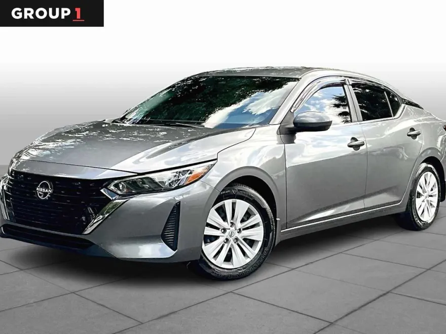 2024 Nissan Sentra S photo 1