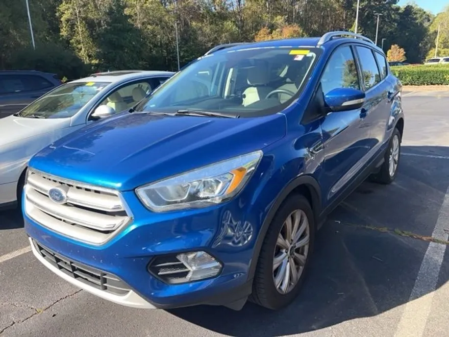 2017 Ford Escape Titanium photo 1