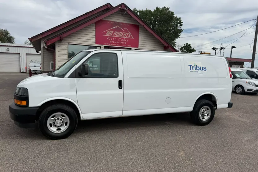 2020 Chevrolet Express Cargo Van 2500 photo 1