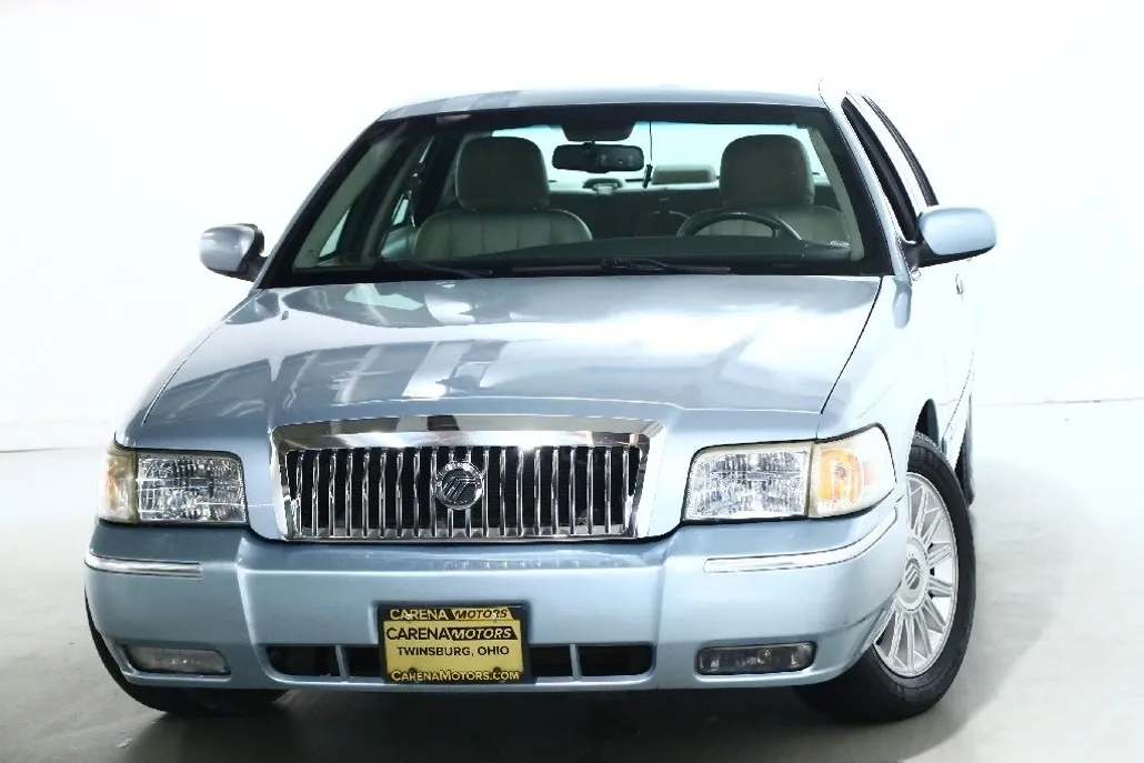 2008 Mercury Grand Marquis LS photo 1