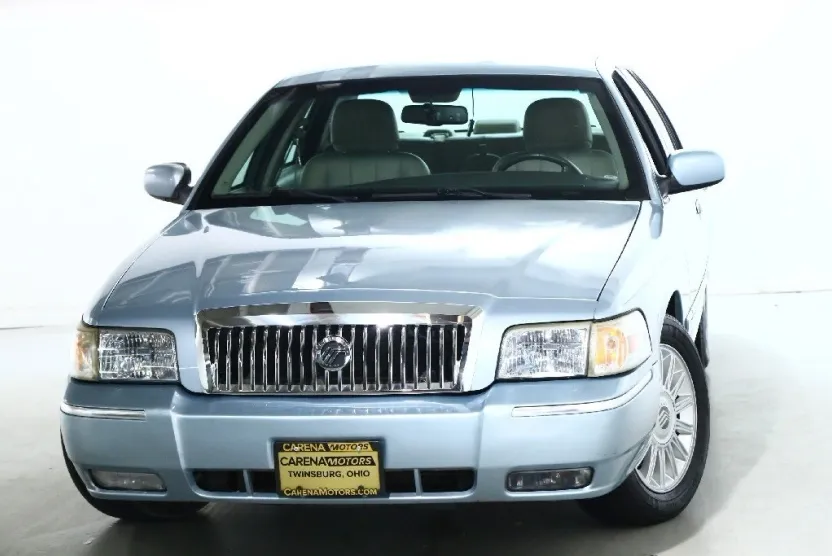 2008 Mercury Grand Marquis LS photo 1