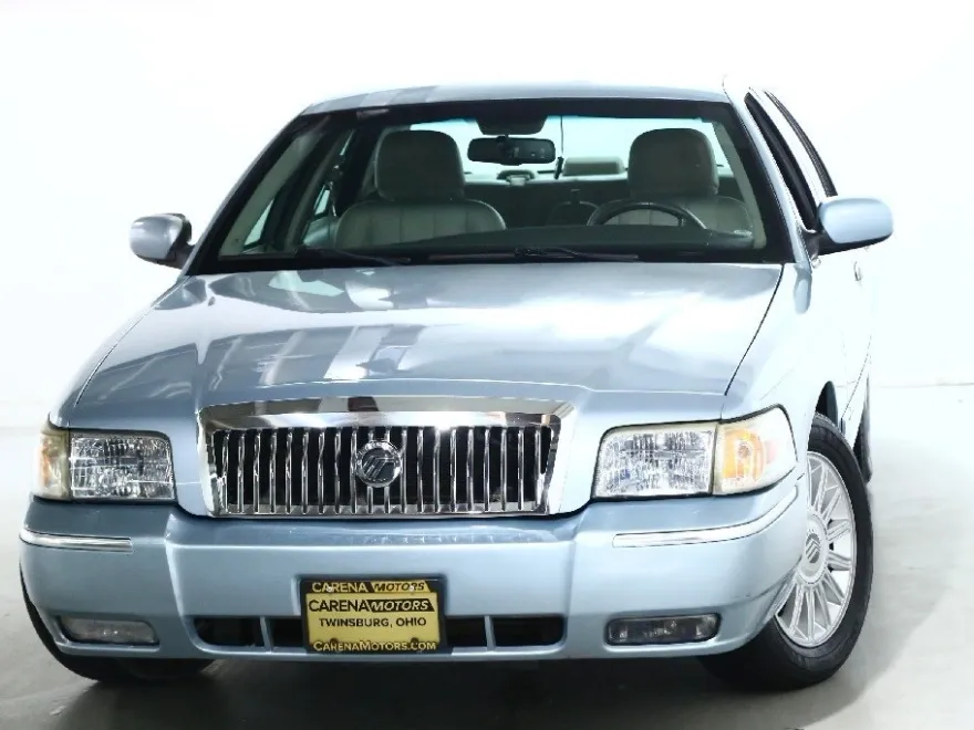2008 Mercury Grand Marquis LS photo 1