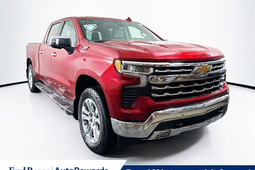 2025 Chevrolet Silverado 1500 LTZ photo 1