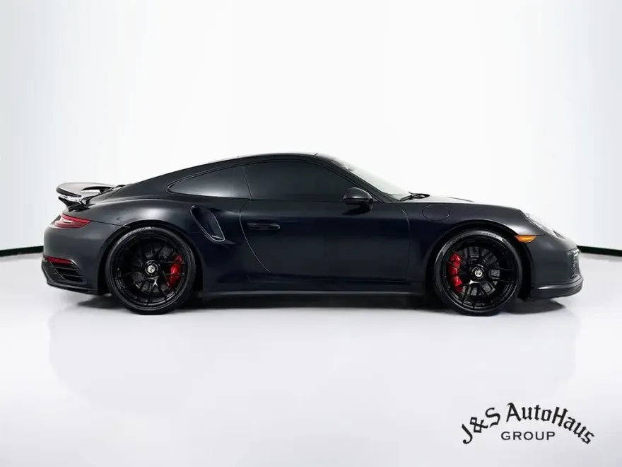 2019 Porsche 911 Turbo photo 8