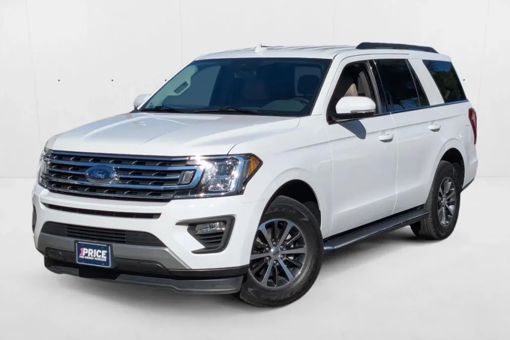 2021 Ford Expedition XLT photo 1