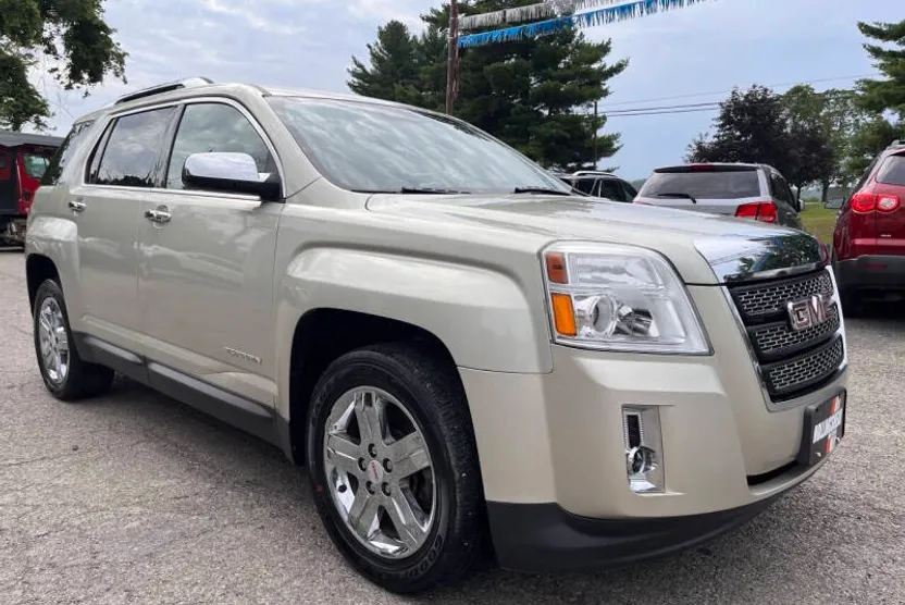 2013 Gmc Terrain SLE photo 1