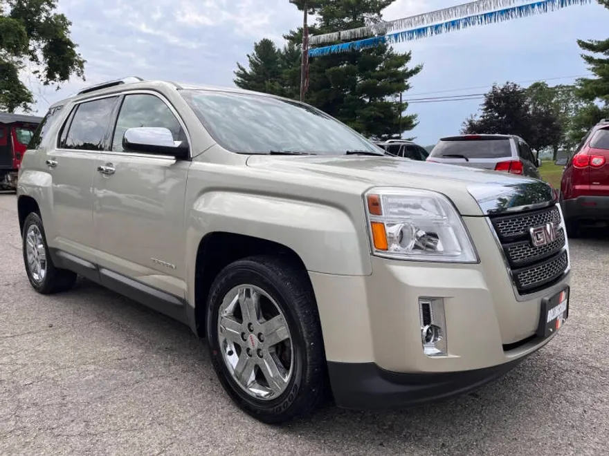 2013 Gmc Terrain SLE photo 1