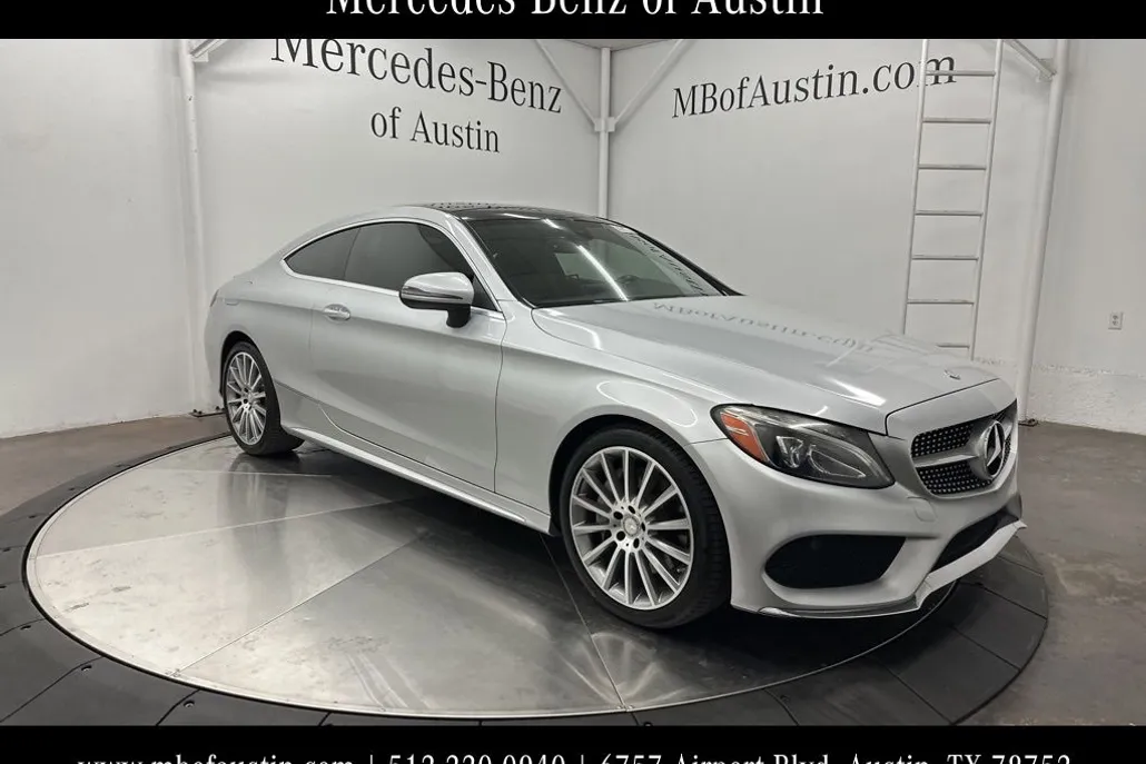 2017 Mercedes Benz C 300 photo 1