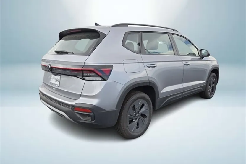 2025 Volkswagen Taos S photo 1