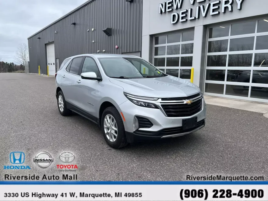 2022 Chevrolet Equinox LT photo 1