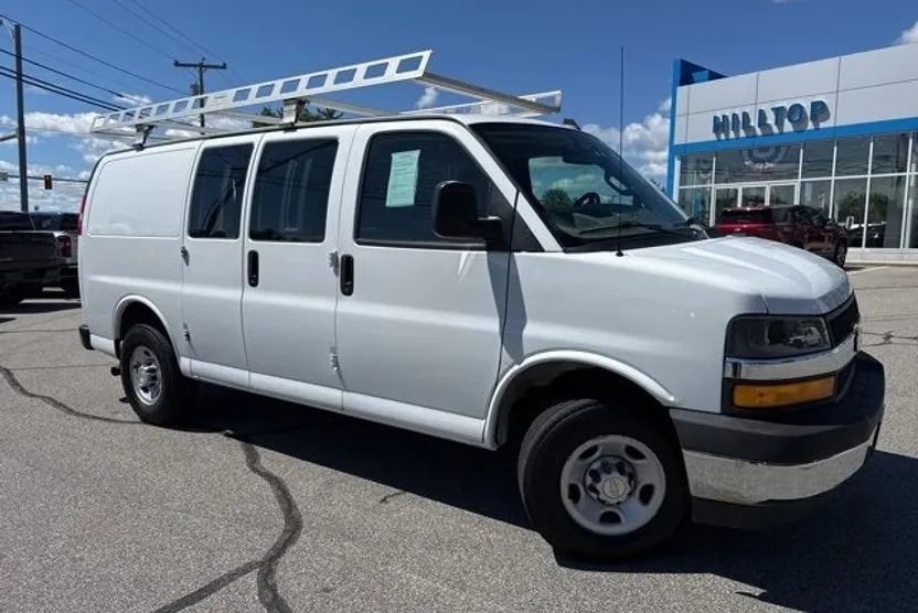 2019 Chevrolet Express Cargo 2500 Base photo 1