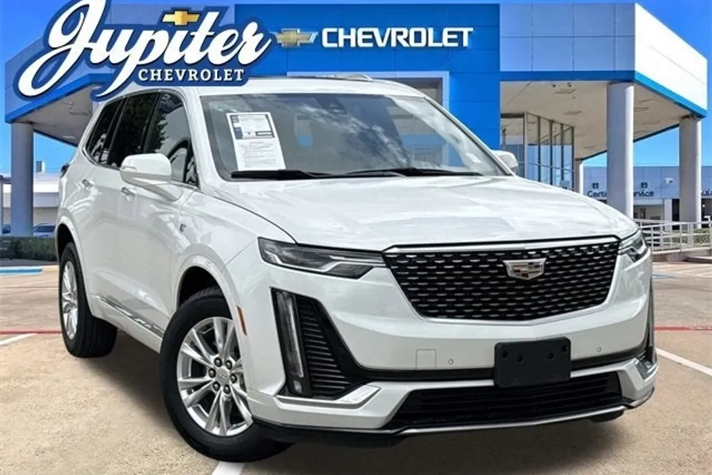 2022 Cadillac XT6 Luxury photo 1