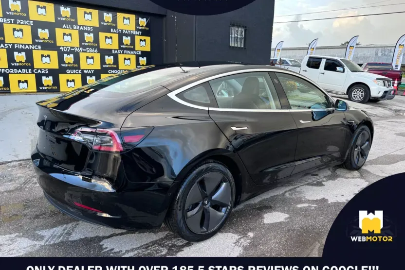 2018 Tesla Model 3 Long Range photo 1