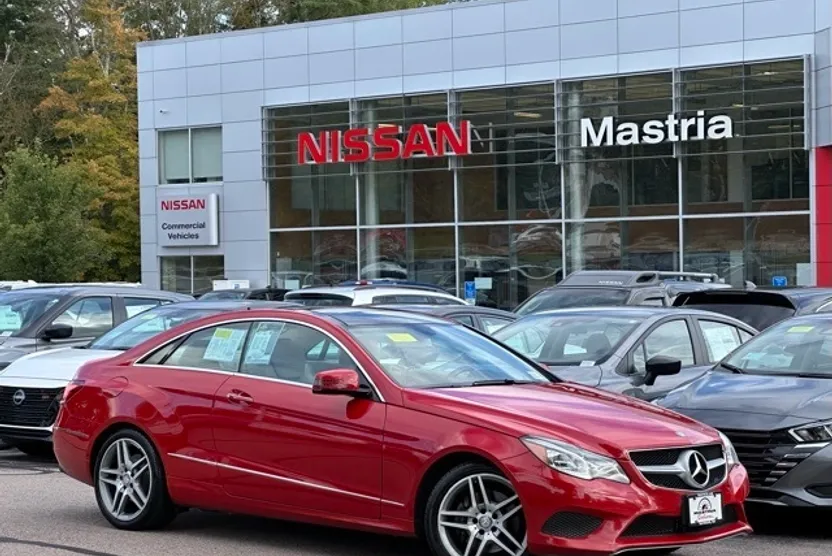 2014 Mercedes Benz E 350 4MATIC Coupe photo 1
