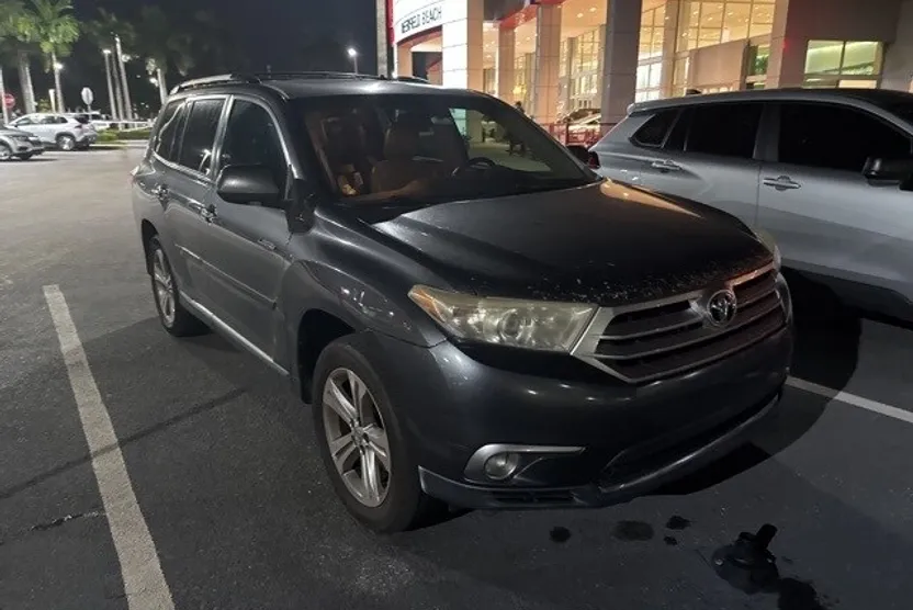 2011 Toyota Highlander Hybrid Limited SE photo 1