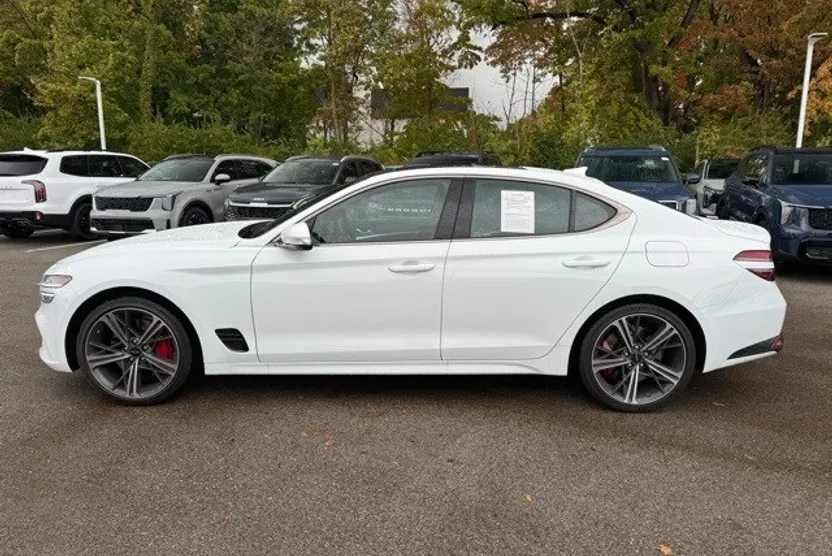 2025 Genesis G70 3.3T Sport Advanced photo 1
