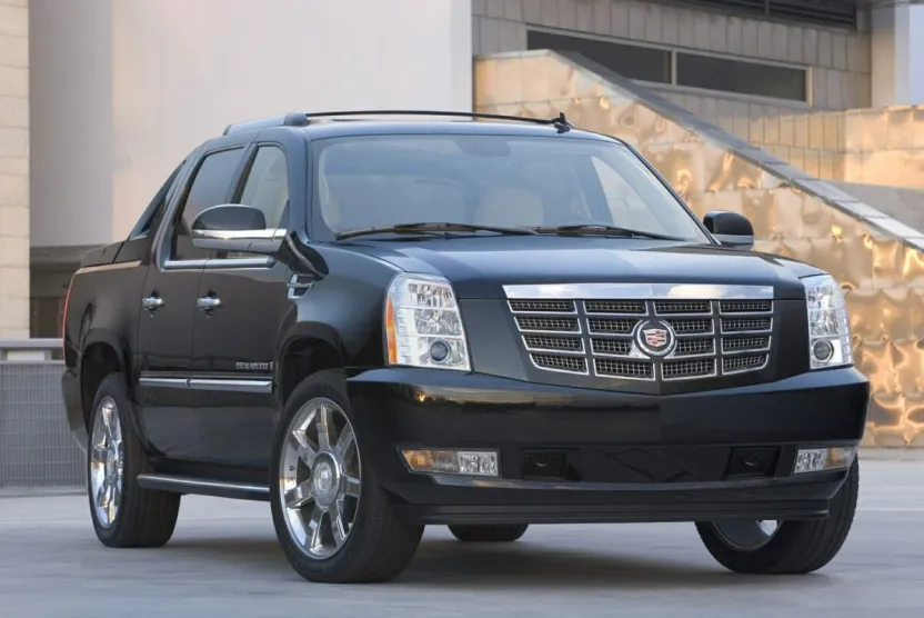 2010 Cadillac Escalade EXT Luxury photo 1